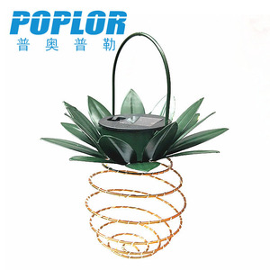 Poplor Solar <b>Pineapple</b> Led <b>Light</b> Iron Body Hanging Garden Decor Outdoor Park Lamp With <b>Light</b> Sensor - Product Image 3