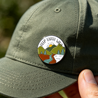 Broche personnalisée en métal émaillé pour l'été, la randonnée en pleine nature, l'aventure hors route, la montagne, le cactus, le jeep