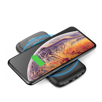 Batterie Li-Polymère Soft Touch 8000mAh Chargeur sans fil magnétique 5W Power Bank Micro USB Type-C Double sortie USB/Type-C Numérique