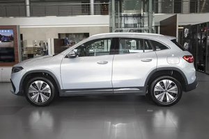 <span class=keywords><strong>B</strong></span>/E/<span class=keywords><strong>N</strong></span>/Z EQA Modelo 2025 EQA 260 Autonomía NEDC de 619 km Batería de 73.5 kWh Motor de 140 kW - Product Image 3
