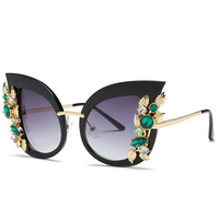 Nouvelles lunettes de soleil tendance, style rétro classique, grande monture, œil de chat, cristal diamant, polarisées UV400, fête, décontractées, lunettes pour femmes