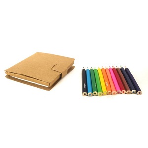 Set personalizzato da colorare per bambini Mini matite colorate corte <span class=keywords><strong>pastelli</strong></span> <span class=keywords><strong>con</strong></span> disegno e libro da colorare - Product Image 4