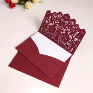 Invitations <span class=keywords><strong>de</strong></span> <span class=keywords><strong>mariage</strong></span> en papier <span class=keywords><strong>de</strong></span> feuille d'or <span class=keywords><strong>de</strong></span> qualité supérieure impression <span class=keywords><strong>haut</strong></span> <span class=keywords><strong>de</strong></span> <span class=keywords><strong>gamme</strong></span> gaufrage poche découpée au Laser artisanat en papier artisanal - Product Image 2