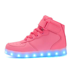 Chaussures de skateboard à éclairage LED pour filles et garçons baskets mode lampe de poche rose pour enfants chaussures de <span class=keywords><strong>basket</strong></span>-ball USB pour enfants - Product Image 5