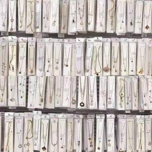 Venta al por mayor de joyería de moda de las mujeres collar de acero inoxidable barato de circón mixto carta collar de animales - Product Image 3