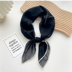 Petit foulard carré uni de 70 cm pour femme, voile transparent d'été, foulard décoratif polyvalent, foulard fin de plage, foulard musulman - Product Image 3