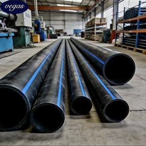 Tuyau d'eau potable <span class=keywords><strong>AquaFlow</strong></span> HDPE certifié NSF, conduite d'alimentation en eau potable PE100 noir avec bande bleue SDR11 SDR17 - Product Image 6