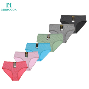 Morcoda Yiwu Culotte en coton doux pour femmes de grande taille, couleur mélangée, vente en gros, respirante, <span class=keywords><strong>pas</strong></span> <span class=keywords><strong>cher</strong></span>, 3XL <span class=keywords><strong>Sous</strong></span>-vêtements teints en couleur unie - Product Image 3