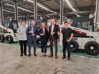 930kg 4X4 Euro 5 EPA Compact Loader Backhoe dengan Pengiriman Gratis dan Harga Produk Diesel MANUAL SERVO CONTROL