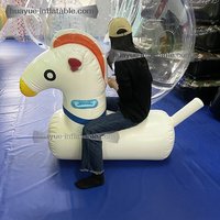 Jouets à chevaucher gonflables personnalisés jeu de chevaux de course derby jeu de poney gonflable cheval à bascule pour enfants poney gonflable drôle