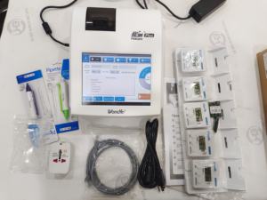 Wondko finecare FIA Meter FS113 Analyseur quantitatif à usage vétérinaire FS-113 Analyseur d'hormones pour chien et vétérinaire - Product Image 3