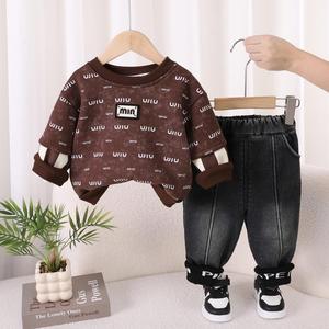 Ensemble décontracté automne-hiver 2026 pour enfants de 1 à 5 ans – Lot de 2 pièces : Sweat-shirt et pantalon en jean – Tenues pour garçons - Product Image 2