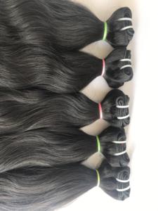 Paquetes <span class=keywords><strong>de</strong></span> Cabello Humano Brasileño Virgen Remy al por Mayor, con Cutícula Alineada, Doble Trama <span class=keywords><strong>a</strong></span> Máquina, Ondulado Natural - Product Image 5