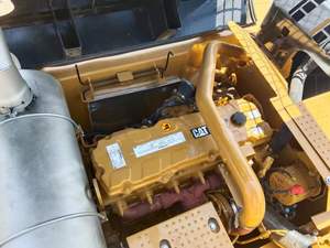 รถขุดไฮดรอลิกขนาดเล็ก Caterpillar รุ่น 303.5e2 มือสอง ราคาแข่งขัน - Product Image 3