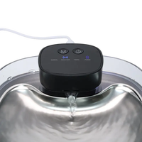Distributeur d'eau pour animaux de compagnie en acier inoxydable de qualité supérieure avec système de circulation silencieux et alerte de manque d'eau, idéal pour la vente en magasin local.