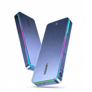 UGREEN CM777 Carcasa USB-C a M.2 NVMe/SATA SSD de 20 Gbps con Iluminación RGB, Compatible con Unidades M.2 2230/2242/2280 y Unidades SATA de 2.5 Pulgadas - Product Image 1