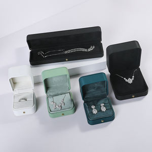 Elegante Scatola Porta Gioielli di Lusso in Pelle PU Verde con Fodera in Camoscio, Forma Rettangolare per Anelli/Bracciali e Collane, Confezione Regalo - Product Image 4