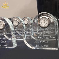 Horloge en cristal personnalisée avec gravure laser 3D en forme de cœur, souvenirs de mariage pour invités, taille personnalisée, impression UV