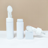 Crème pour le visage et gel douche de luxe personnalisés, flacons en PET blancs de 250 ml/500 ml avec bouchon mousse et pulvérisateur à pompe