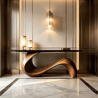 Meuble d'entrée moderne pour maison/hôtel, console en bois massif brun, base ondulée irrégulière de style nordique, plateau noir artisanal
