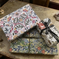 Kertas tisu sekali pakai anti minyak motif bunga terompet vintage grosir ukuran 50x70cm 17gsm langsung dari pabrik, cocok untuk tas hadiah dan pesta