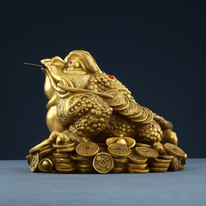 Adorno de sapo de la fortuna de latón, decoración Feng Shui para el hogar u oficina, regalo - Product Image 1