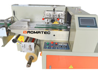 Machine d'emballage horizontale automatique Yaomatec pour l'emballage de produits alimentaires, de collations, de pain, de matériel, système de scellage haute vitesse