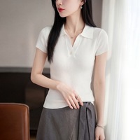 Pull d'été élégant et décontracté pour femme, en maille côtelée texturée, col polo, manches courtes, col en V, coupe ajustée, maille fine, boutonné