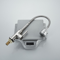 Robinet de cuisine moderne en alliage de zinc nickel brossé pour montage sur plan de travail extérieur, vente en gros
