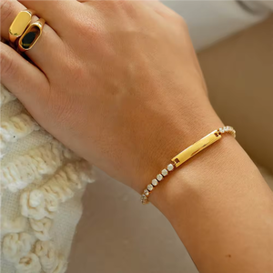 Bracciale NIMAI Personalizzato da <span class=keywords><strong>Donna</strong></span> in Acciaio Inossidabile, Catena Tennis con Zirconi da 2,4 mm, Bracciale Quadrato Inciso Personalizzato con Marchio - Product Image 4