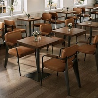 Set di Sedie e Tavolo da Pranzo in Legno per Caffetteria, Poltrona Imbottita Commerciale per il Tempo Libero, Divano a Panca, Arredamento per Banchetti