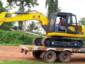 Excavatrices Liugong 15 tonnes 915E, excavatrice sur chenilles avec marteau hydraulique - Product Image 3