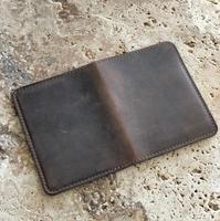 Dompet Kartu Kulit Lipat Dua Buatan Tangan Mewah dengan Logo Kustom, Tempat Kartu Tipis, Penutup Kartu Kredit