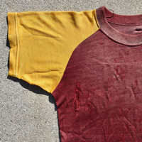 Maßgeschneidertes Raglan-T-Shirt mit Used-Look, Kettenstickerei, Slim Fit, Dickem Rippenkragen, Kurzarm, Herren Baumwoll-Oberteil