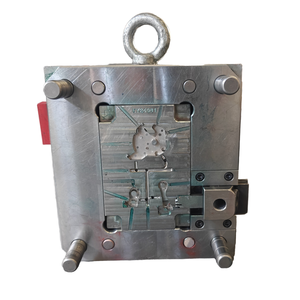 Chuyên nghiệp tùy chỉnh phụ tùng ô tô khuôn chính xác các bộ phận nhỏ sản xuất bánh P20 nhựa vật liệu Silicone ép phun - Product Image 3