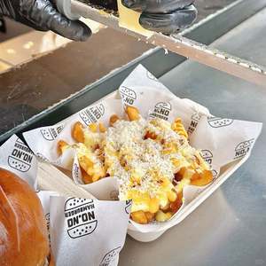 Papier d'emballage pour hamburger et pizza, personnalisé avec logo, résistant à la graisse, en PE, écologique, de qualité alimentaire, biodégradable, pour les restaurants de restauration rapide - Product Image 2