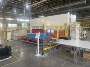 BBET Vollständig geschlossener 6-Achsen-Roboterarm mit Drehtisch für das Hochdruck-Wasserstrahl schneiden - Product Image 2