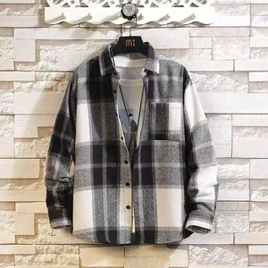 Neues Stylisches Maßgeschneidertes Frühlings-Freizeithemd mit Revers aus Baumwolle Anti-Pilling Locker Sitzendes Herren-Langarmhemd mit Karomuster - Product Image 1