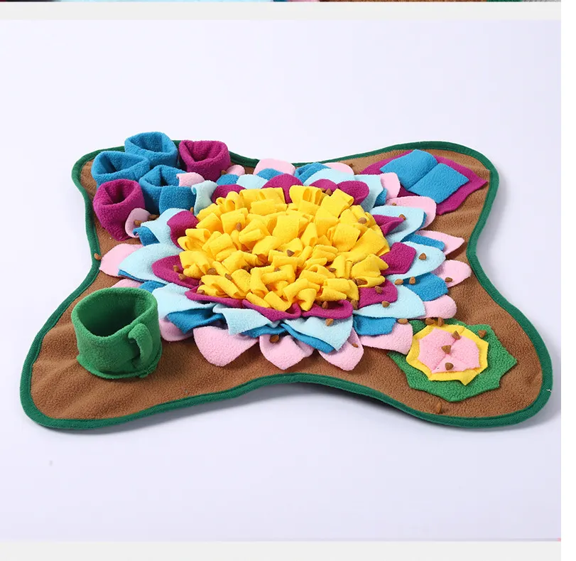 Manufacturer wholesale blue pink sun flower design snuffle mat for dogs