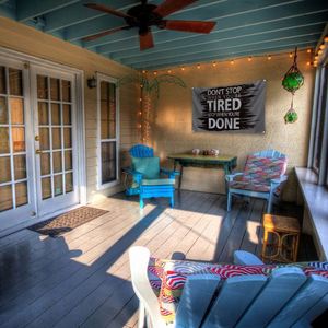 ธง "อย่าหยุดเมื่อเหนื่อย" ขนาด 3x5 ฟุต สำหรับตกแต่งห้องพัก หอพัก ห้องนอน ห้องนั่งเล่น ผนังห้อง - Product Image 5