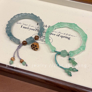 Style chinois dégradé couleur Imitation jade <span class=keywords><strong>bracelet</strong></span> conception Simple <span class=keywords><strong>Lotus</strong></span> manchette <span class=keywords><strong>Bracelet</strong></span> calcédoine <span class=keywords><strong>bracelet</strong></span> pour les femmes - Product Image 1