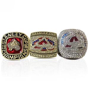 Bagues de championnat de la LNH Colorado Avalanche 1996 2001 <span class=keywords><strong>2022</strong></span>, bague de champion de la Coupe Stanley de hockey officielle personnalisée, boîte de présentation en <span class=keywords><strong>bois</strong></span> - Product Image 4
