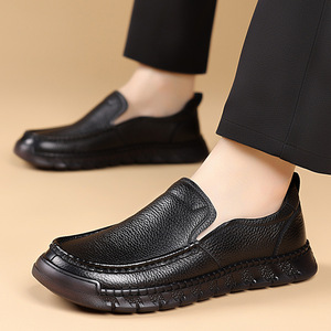 Mocasines de cuero genuino para hombre, punta redonda, sin cordones, suela de goma, zapatos casuales para todas las temporadas - Product Image 2
