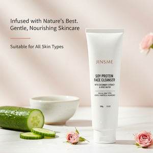 Gel nettoyant à base de soja personnalisable OEM 150 ml avec de la rose 2 en 1 Nettoyant apaisant et éclaircissant Convient aux peaux sèches - Product Image 5