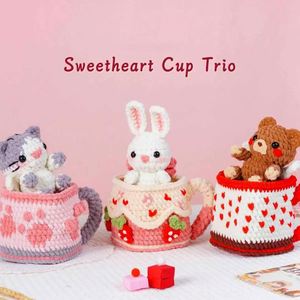 Set de Juguetes de Ganchillo de Lana Hechos a Mano Gloran Sweetie Feast: Muñecos Adorables de Postres, Pasteles, Café y Sándwiches para Cumpleaños y San Valentín - Product Image 2