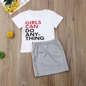 Новинка лета 2023, комплект одежды для девочек из 2 предметов, белая футболка с коротким рукавом + серая юбка в полоску по бокам, комплект для девочек