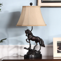 Lampe de Table classique en forme de cheval, Design moderne, vente en gros, style Antique en cuivre néoclassique, décoration intérieure, pour la chambre à coucher