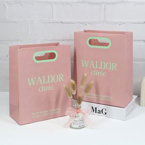 Sac d'emballage en carton découpé de luxe Impression personnalisée Logo UV Spot Sac en papier pour <span class=keywords><strong>clinique</strong></span> - Product Image 1