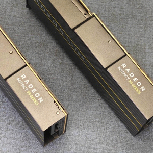 Tarjeta de Computación de Aprendizaje Profundo con Aceleración de GPU MI50 de 32 GB <span class=keywords><strong>para</strong></span> Entrenamiento de IA - Product Image 2