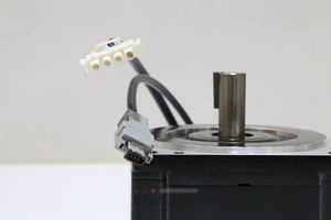 YASKAWA SIGMA2 NIB SGMPH-08A1A41 750W AC Usado - Product Image 6